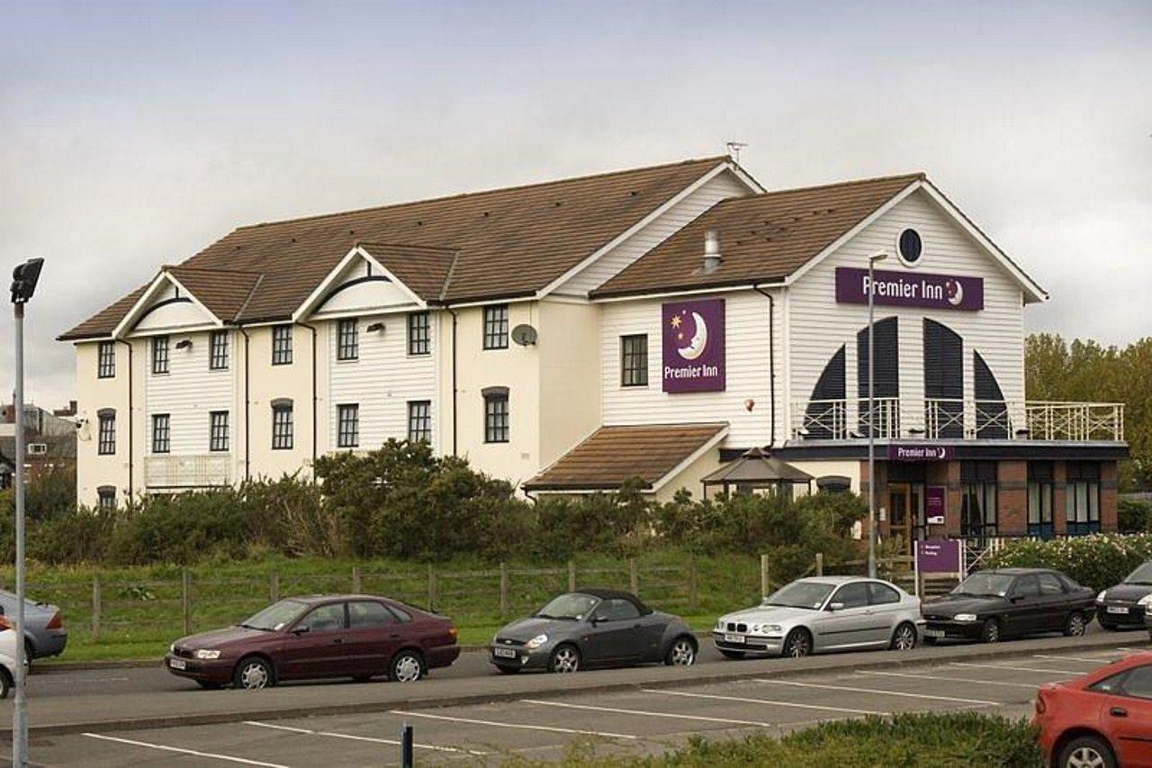 Premier Inn Warrington Centre Exterior foto