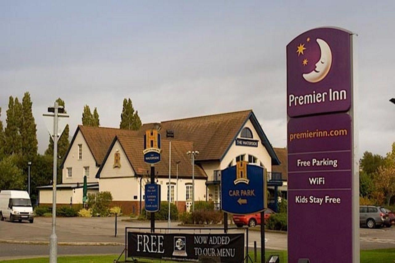 Premier Inn Warrington Centre Exterior foto